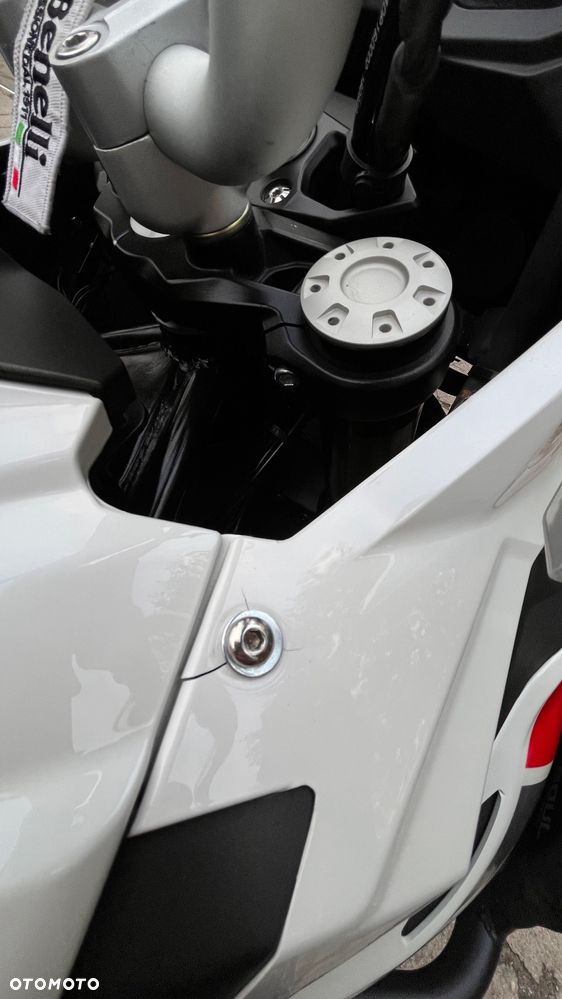 Benelli TRK 502X - 16