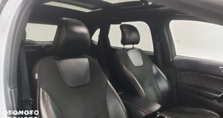 Ford Edge 2.0 EcoBlue Bi-Turbo 4x4 ST-LINE - 17