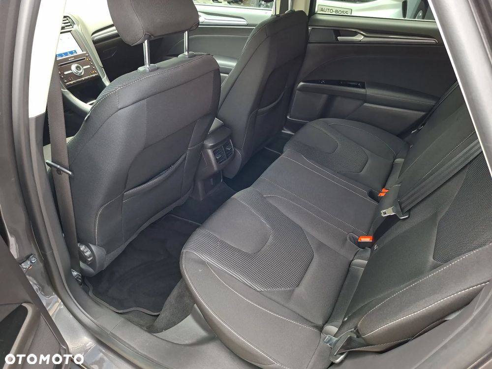 Ford Mondeo 2.0 EcoBlue Titanium - 22