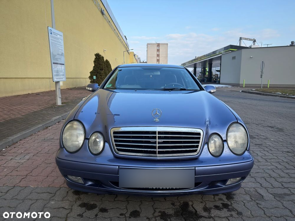 Mercedes-Benz CLK Coupe 320 Avantgarde - 9