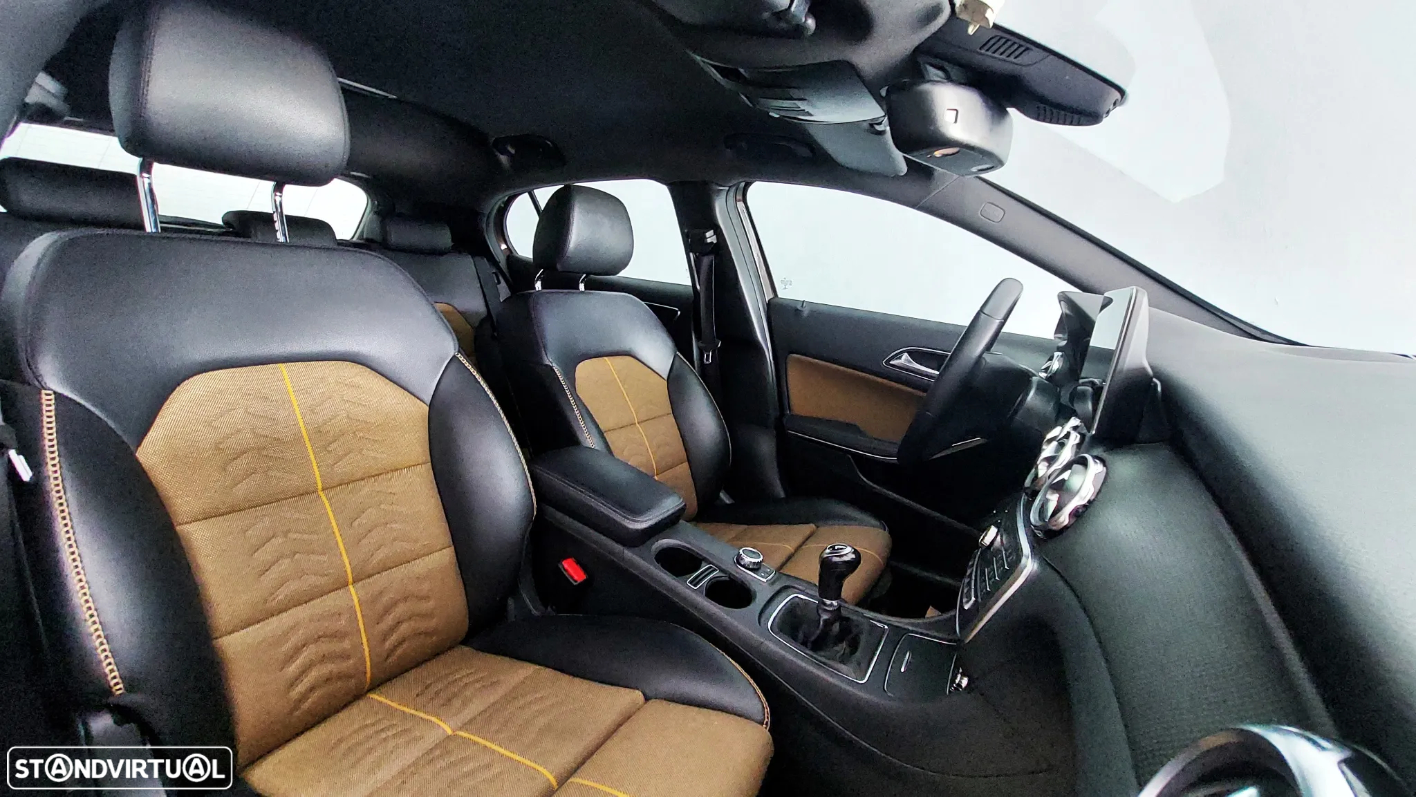 Mercedes-Benz GLA 180 CDi Urban - 9