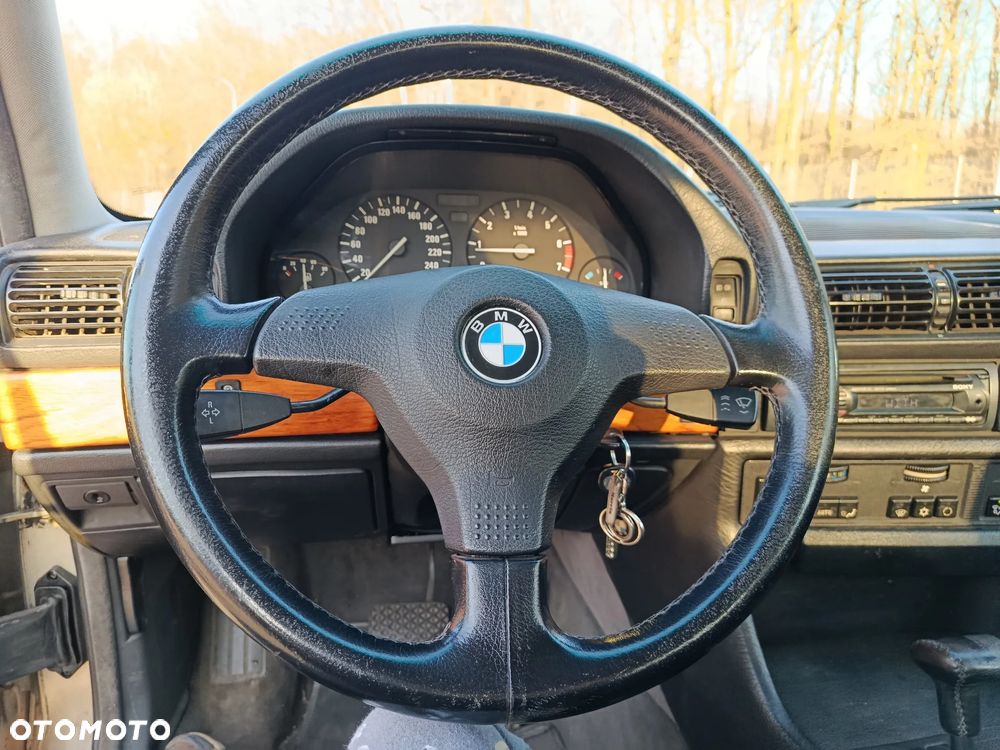 BMW Seria 7 - 8