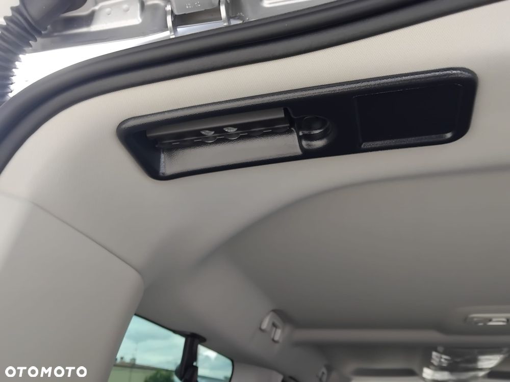 Opel Zafira 2.2 Diesel XL Business - 24