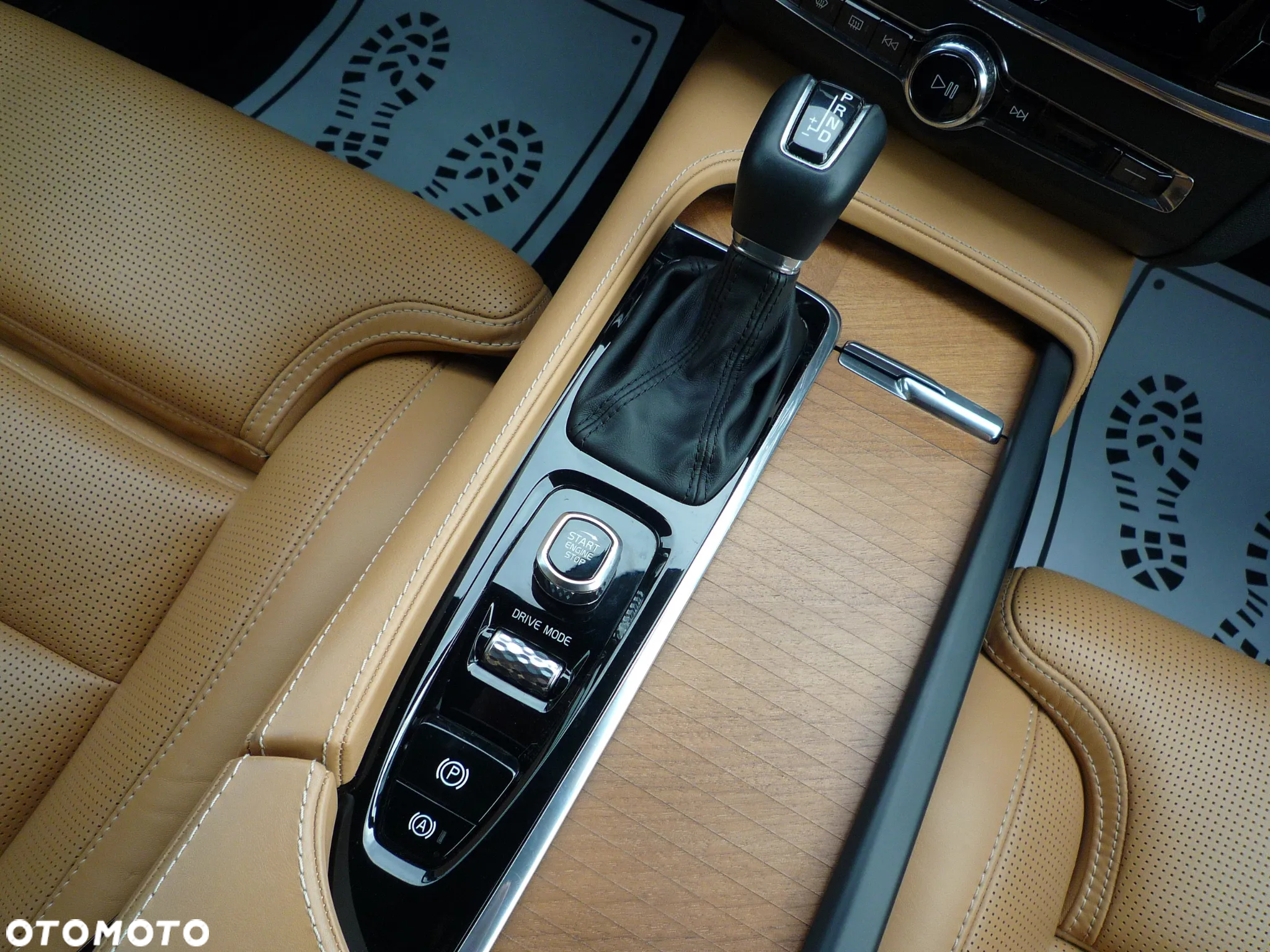 Volvo V90 D4 SCR AWD Inscription - 23