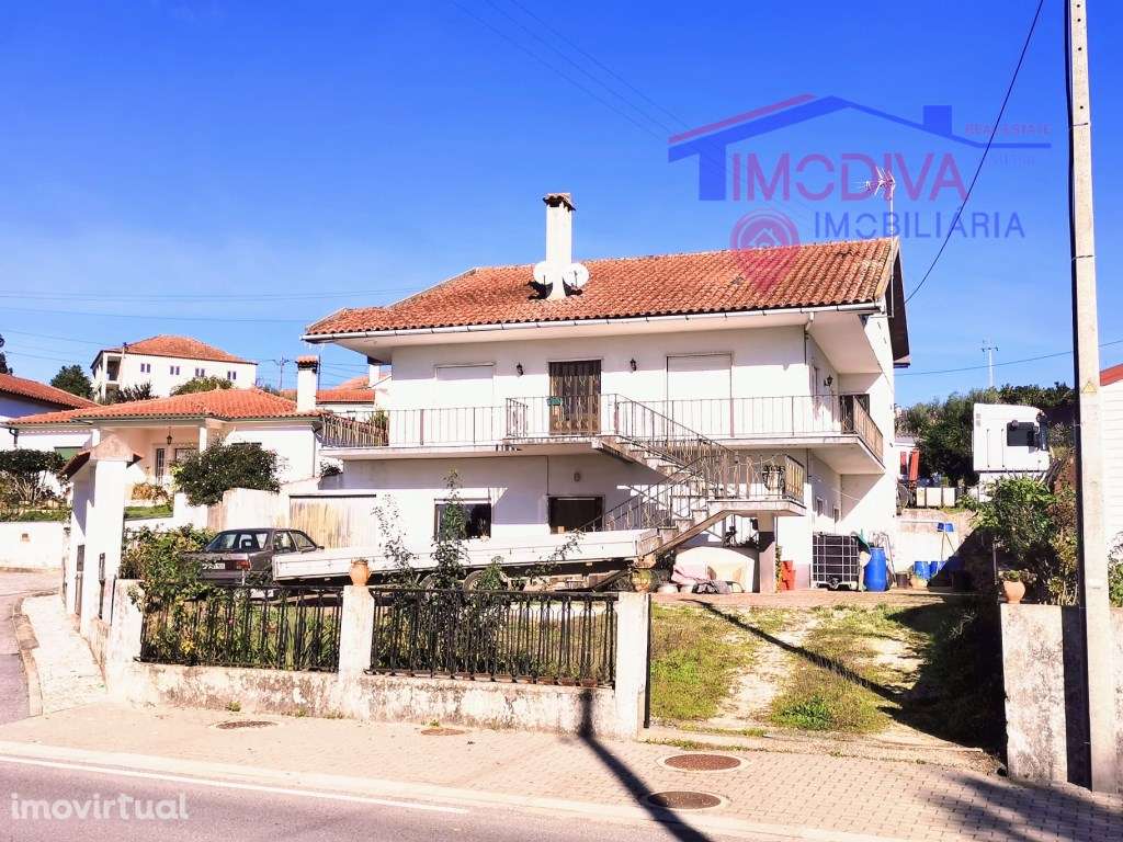 Moradia independente T5 +1 com utilizações independentes, ideal par... - Grande imagem: 4/39