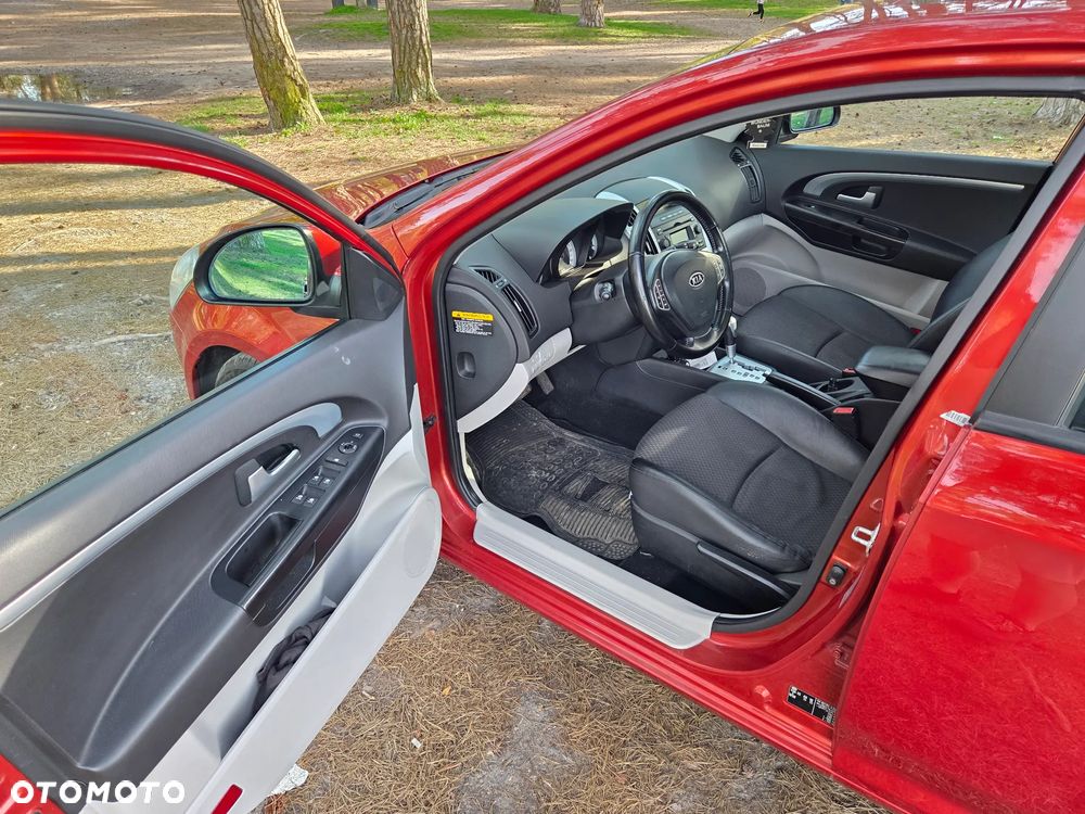 Kia Ceed - 5
