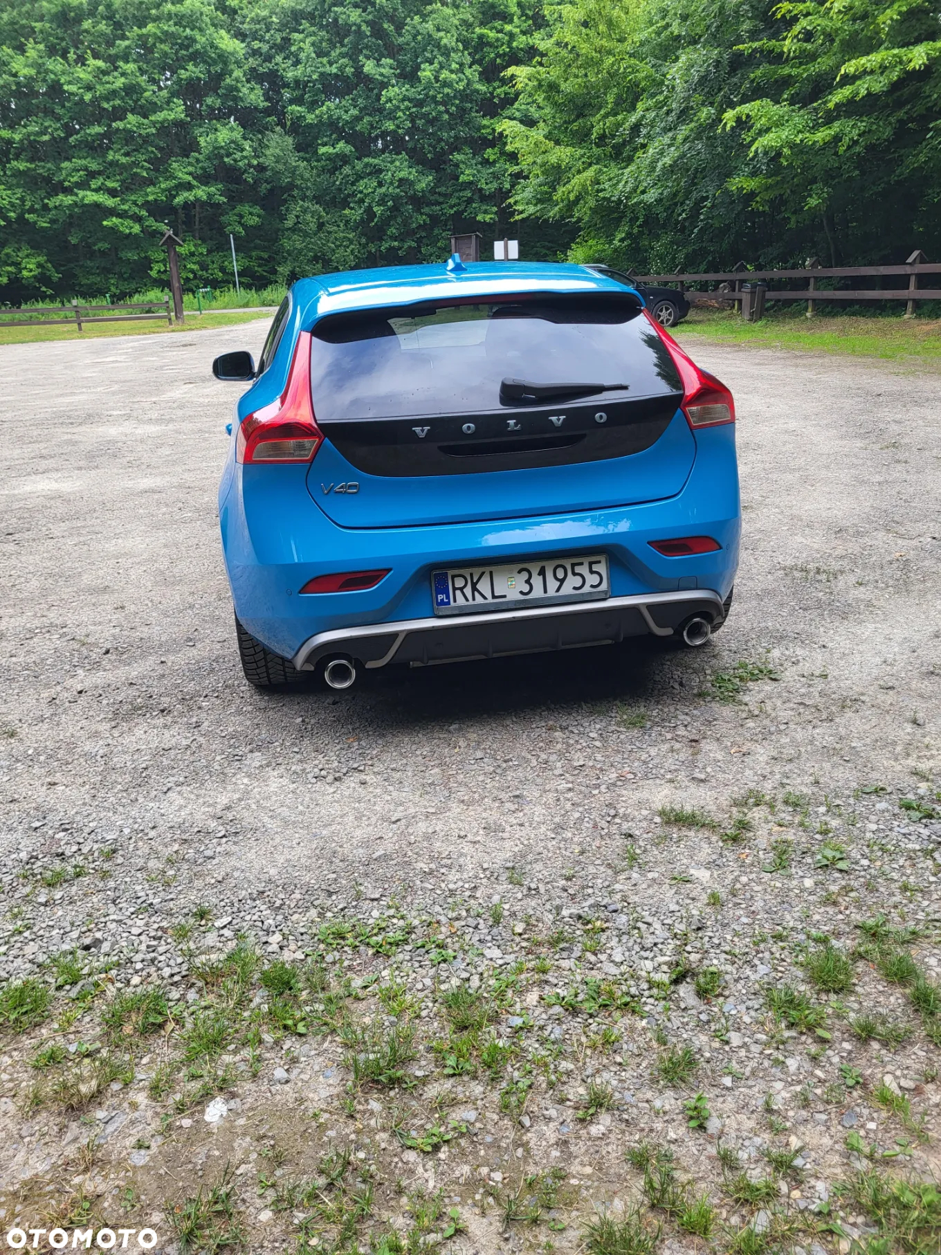 Volvo V40 D2 R-Design - 6