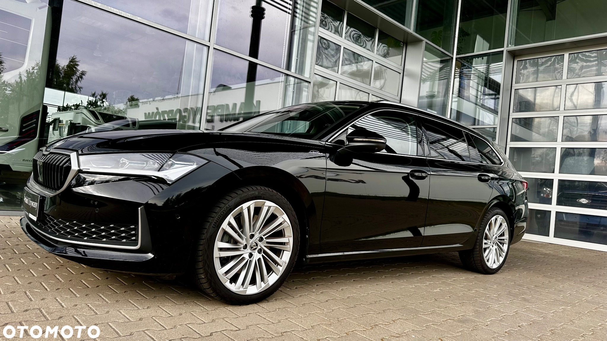 Skoda Superb 2.0 TDI SCR 4x4 L&K DSG - 5