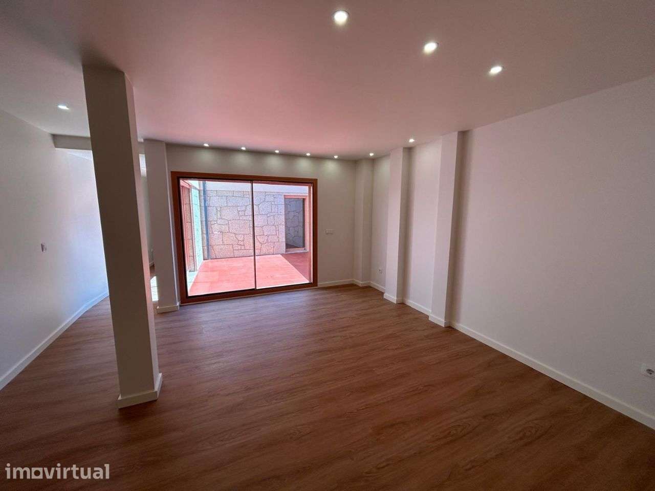 Apartamento T2 em Barcelos - Grande imagem: 4/11