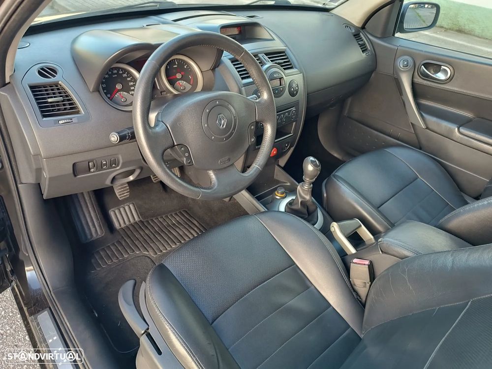 Renault Mégane Break 1.5 dCi Dynamique - 11