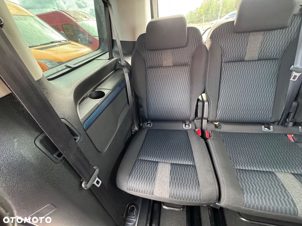 Peugeot Traveller - 36