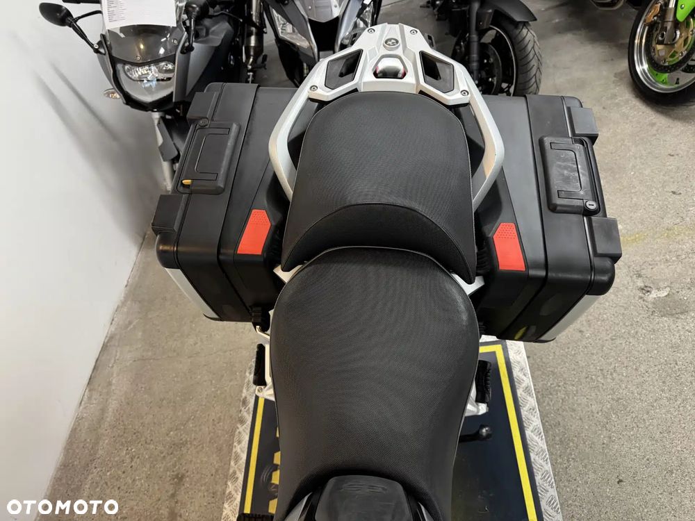 BMW R - 27