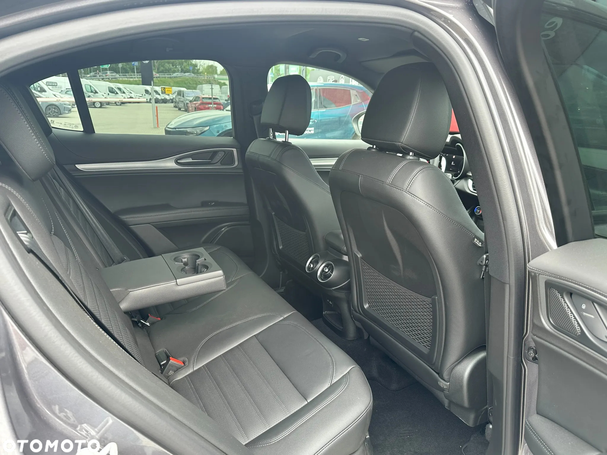 Alfa Romeo Stelvio 2.0 Turbo Veloce Q4 - 9