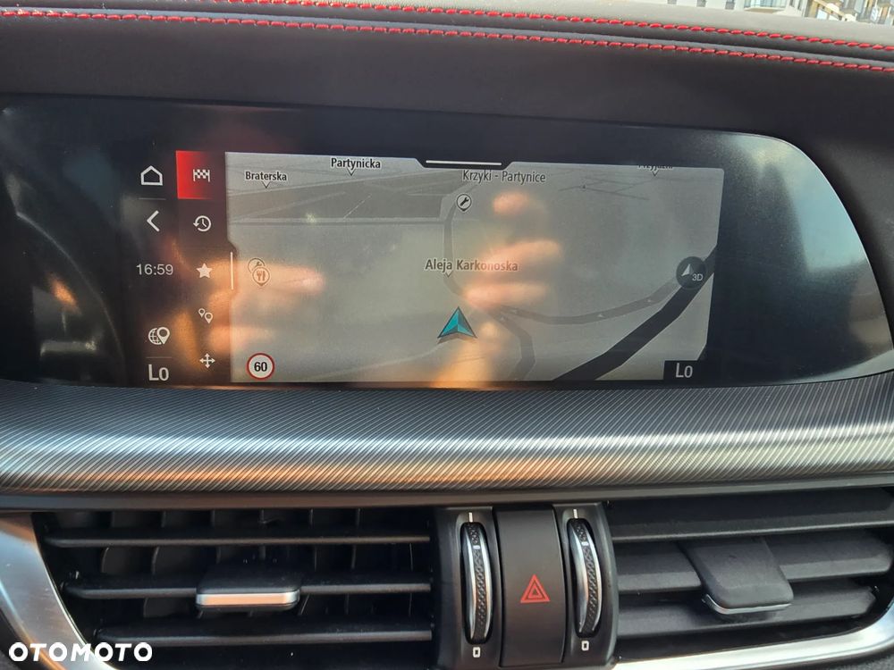 Alfa Romeo Stelvio 2.0 Turbo Tributo Italiano Q4 - 27