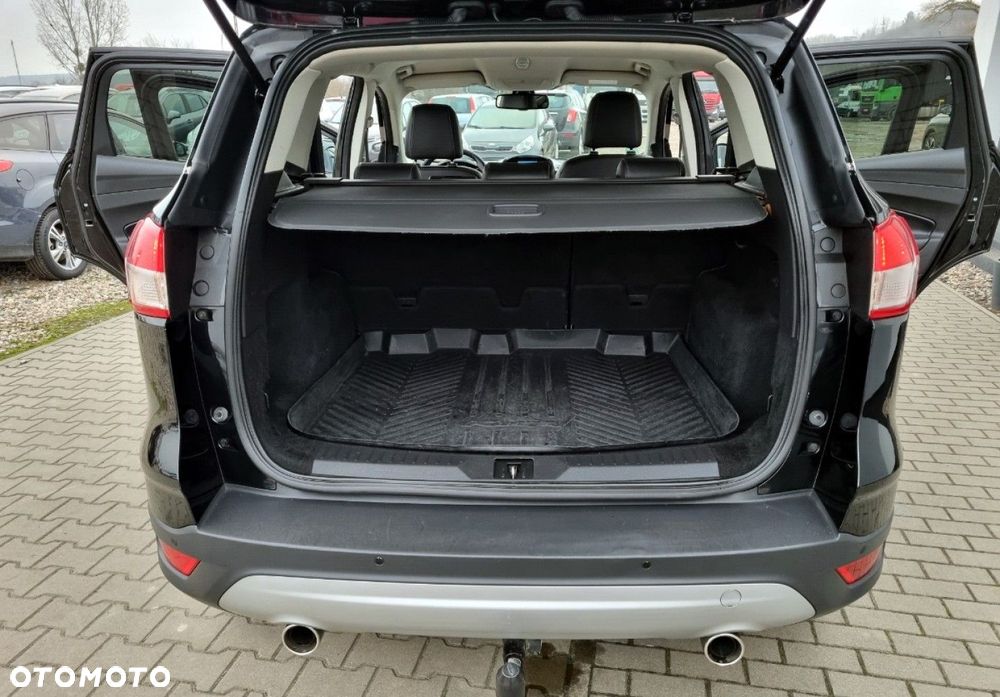 Ford Kuga - 24