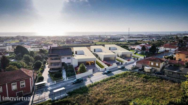 Terreno com 2.239 m² e Vista Mar Definitiva – Silvalde, Espinho - Grande imagem: 2/3