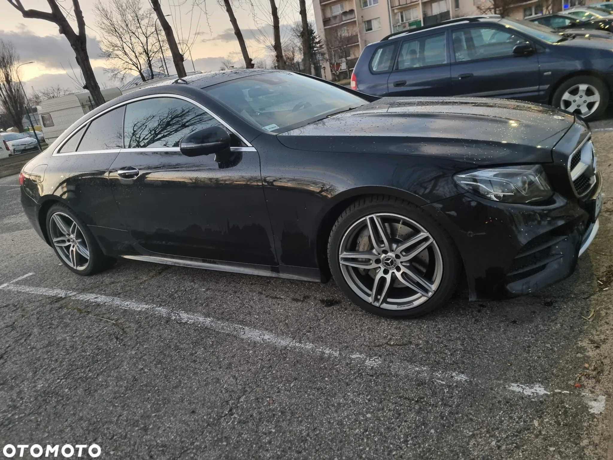 Mercedes-Benz Klasa E 300 Coupe 9G-TRONIC - 6