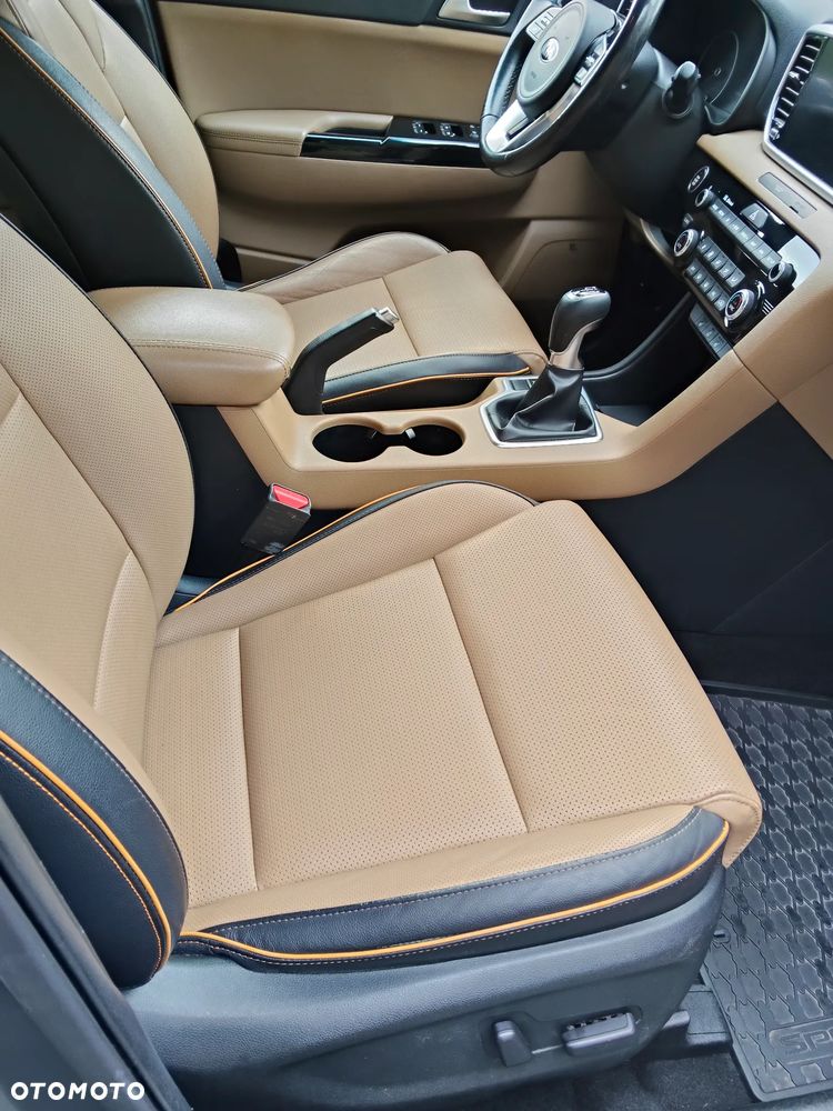 Kia Sportage 1.6 GDI Business Line 2WD - 27