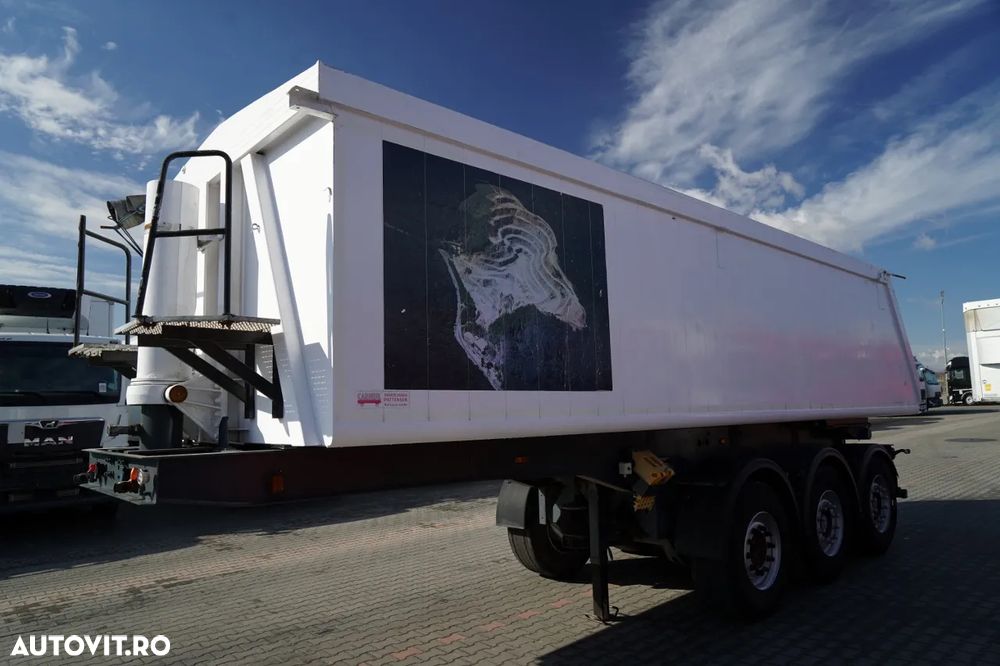 Carnehl BASCĂ CARNHEL / 26 m3 / ALUMINIU / AXĂ RIDICATĂ / SAF / GREUTATE: 5.300 KG / - 4