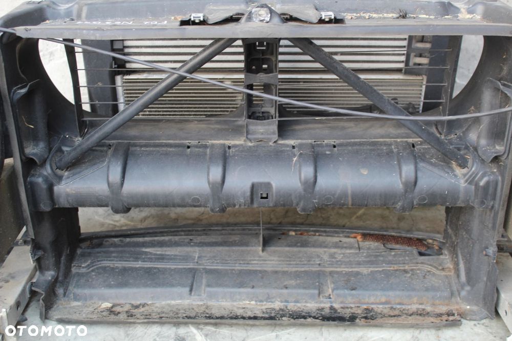 PAS PRZEDNI Z CHŁODNICAMI BMW F01 F02 N63B44 4.4B 750i - 7