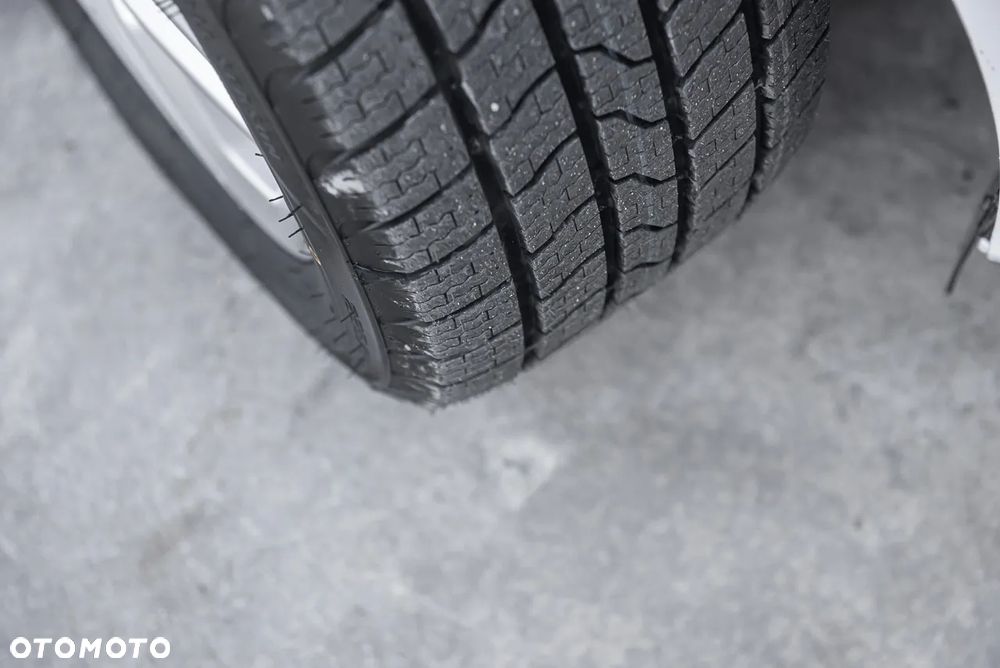 Ford S-Max 2.0 TDCi Allrad Titanium - 40