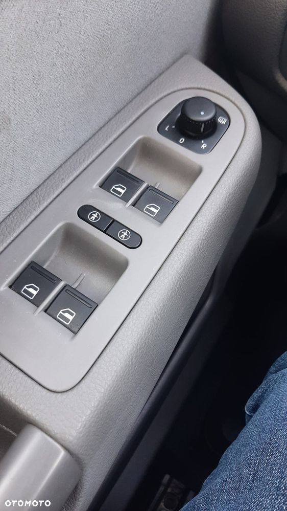 Seat Alhambra 2.0 TDI DPF Ecomotive - 20