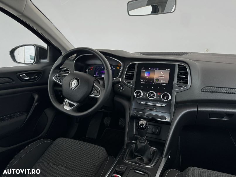 Renault Megane - 7