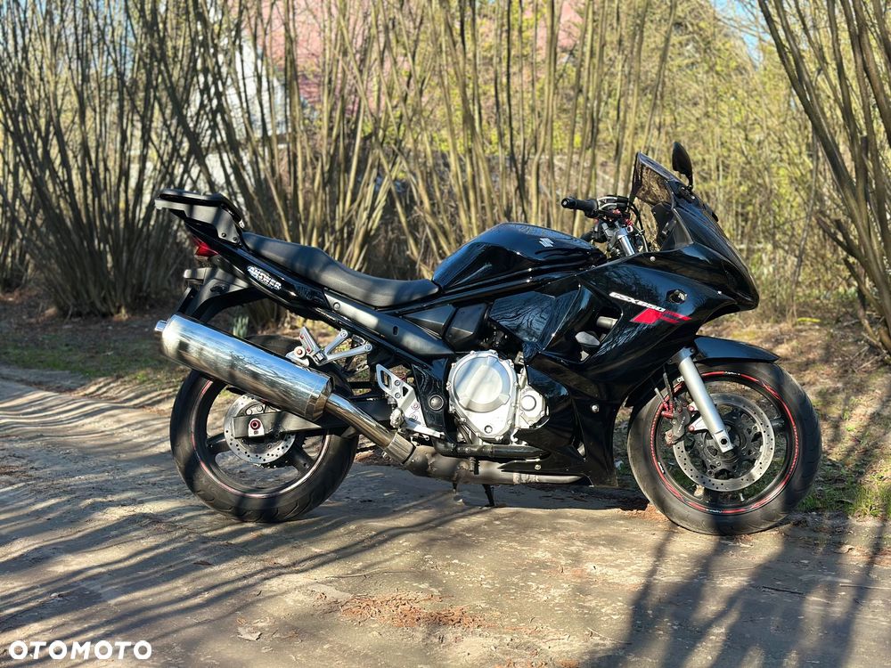 Suzuki GSX - 5