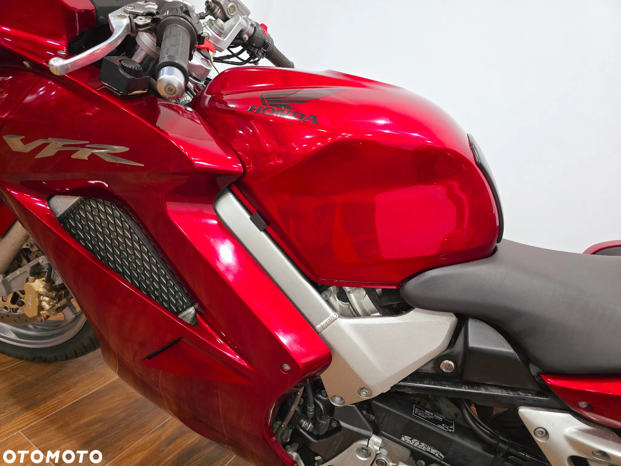 Honda VFR - 25