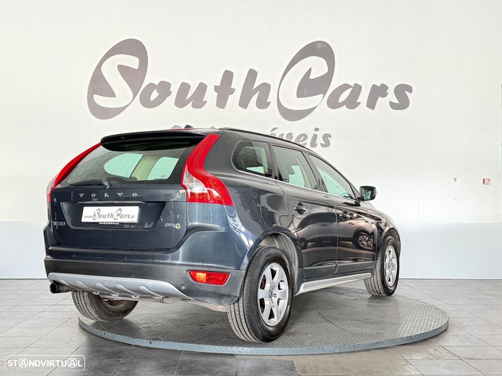 Volvo XC 60 2.0 D3 Drive Momentum - 4