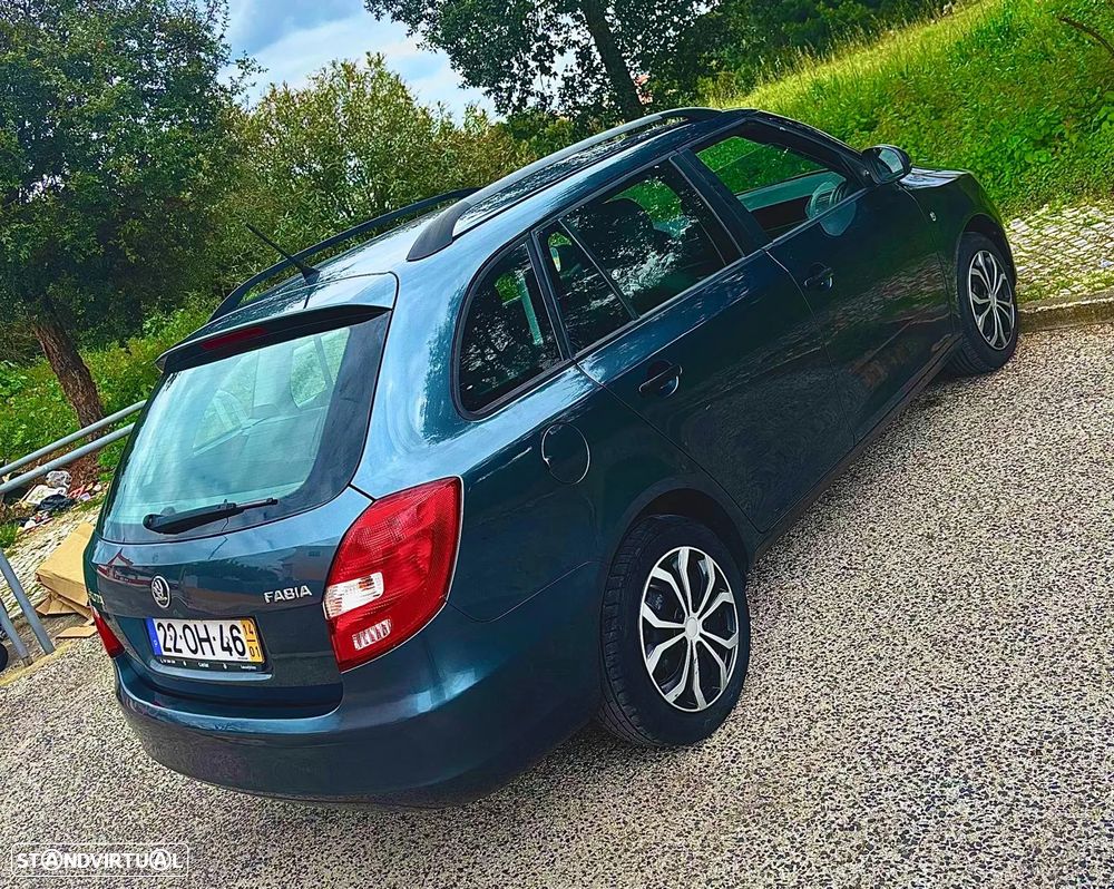 Skoda Fabia Break 1.2 TSi Active - 1