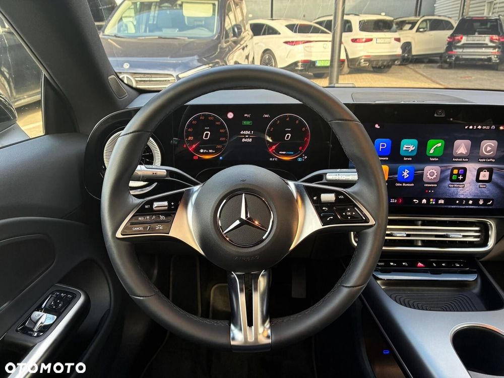 Mercedes-Benz CLA - 10