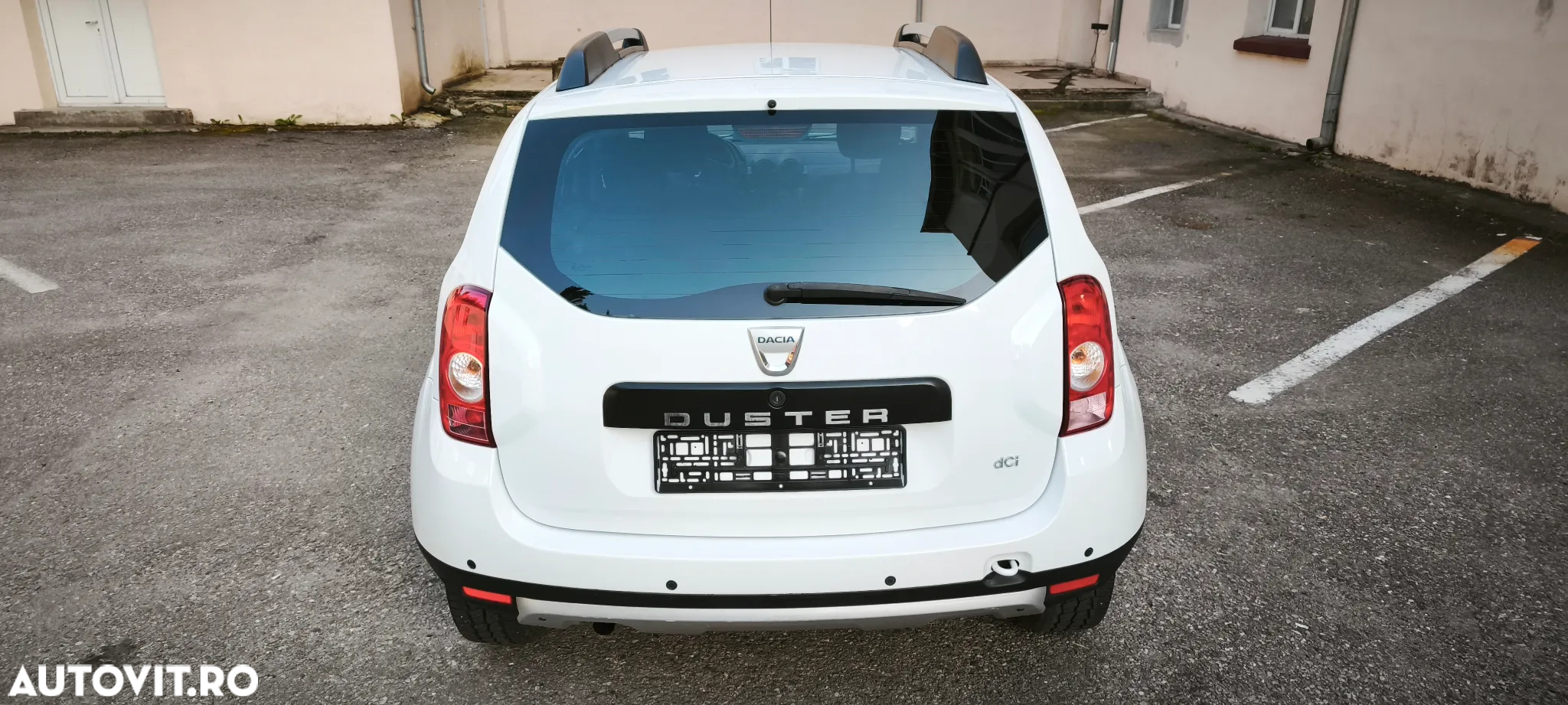 Dacia Duster dCi 110 FAP 4x2 Laureate - 6