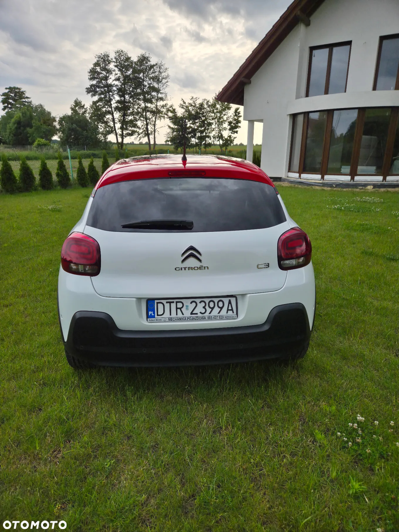 Citroën C3 1.2 PureTech Shine S&S - 6