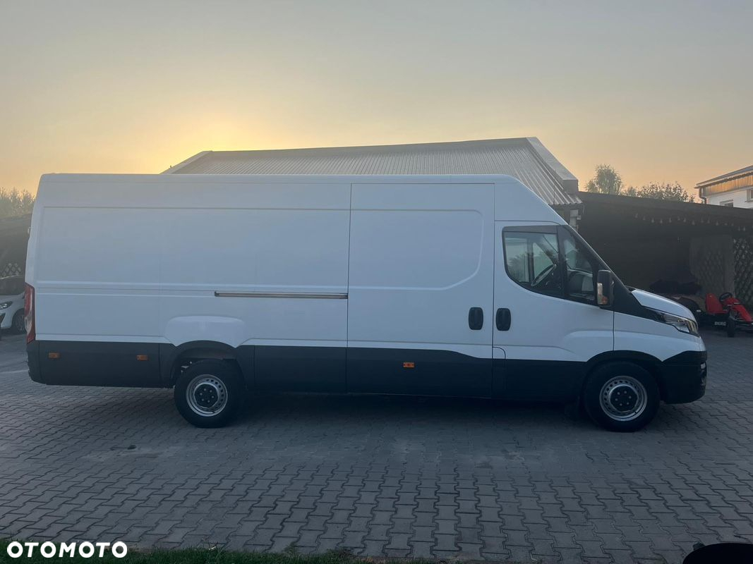 Iveco DAILY - 8