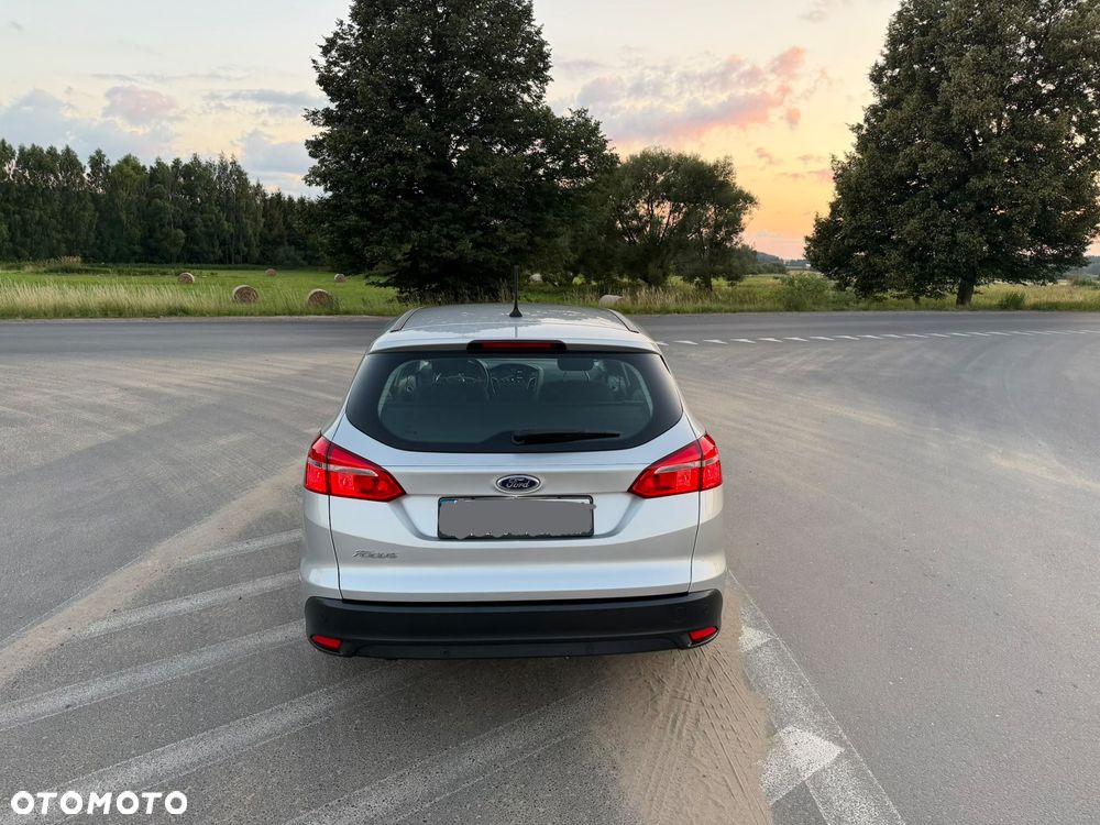 Ford Focus 1.5 TDCi SYNC Edition - 5