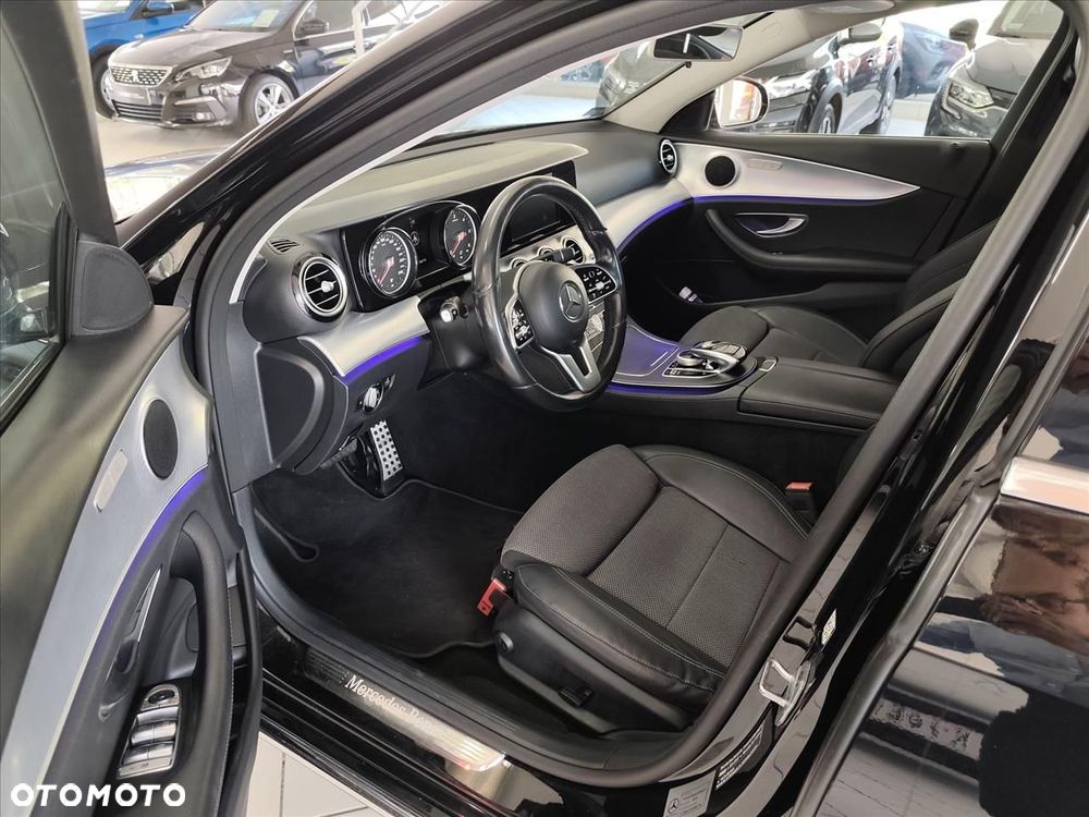 Mercedes-Benz Klasa E 220 d 9G-TRONIC - 7