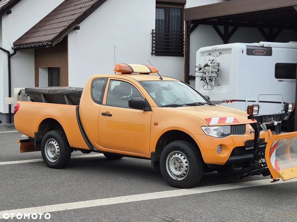 Mitsubishi L200 4x4 Pług Piaskarka - 2