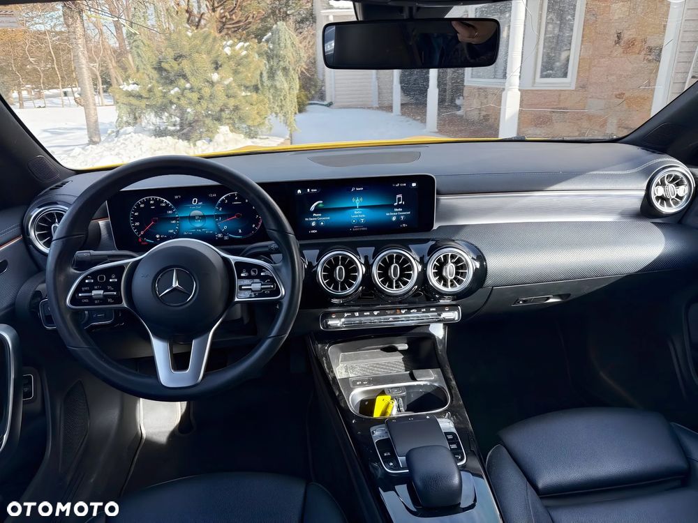 Mercedes-Benz CLA 250 4-Matic AMG Line - 9