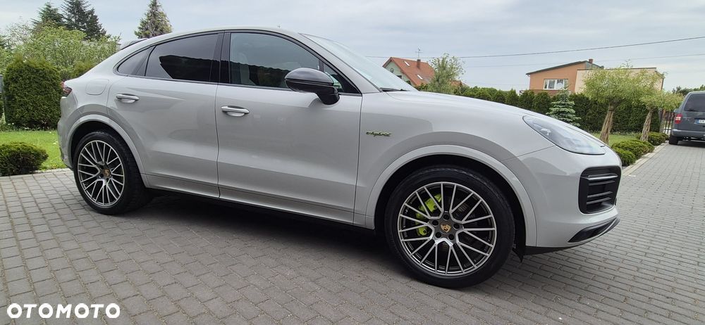 Porsche Cayenne - 14