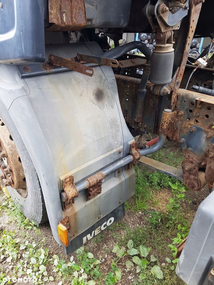 BŁOTNIK ZAKOLE NADKOLE CHLAPACZ MOCOWANIE LEWY IVECO STRALIS - 1