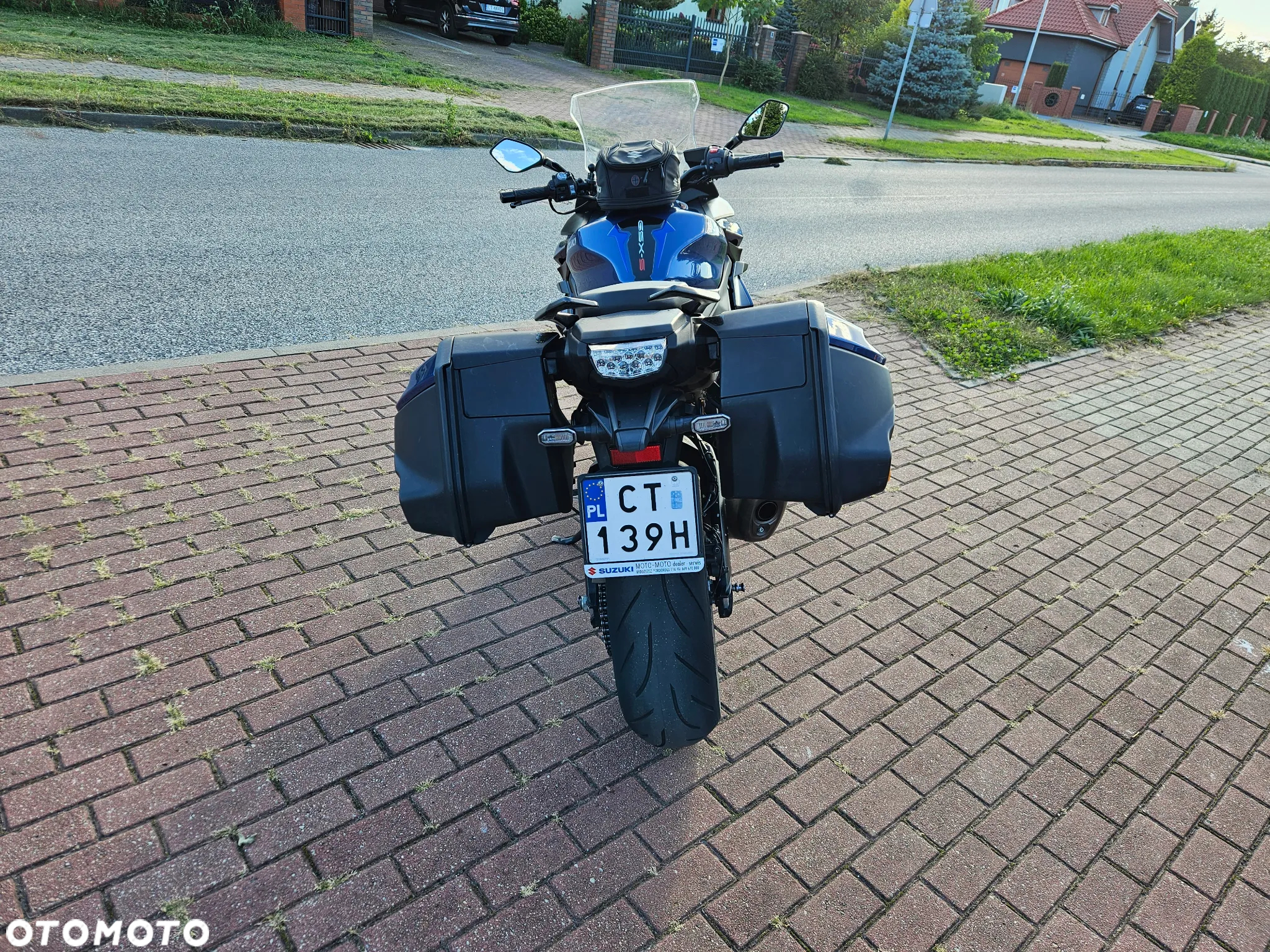 Suzuki GSX - 4