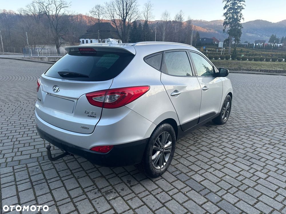 Hyundai ix35 2.0 CRDi 4WD Automatik Fifa World Cup Silver Edition - 4
