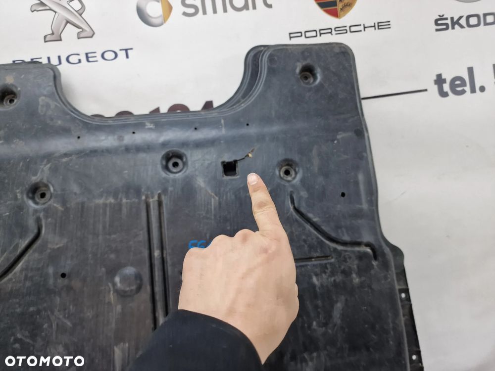 SKODA KAMIQ , SEAT ARONA 18- , SKODA SCALA , VW T-CROSS , AUDI A1 II OSŁONA / PŁYTA POD SILNIK , NR 2Q0825236E / 2Q0825236F , NR AUKCJI OSŁ561 - 17