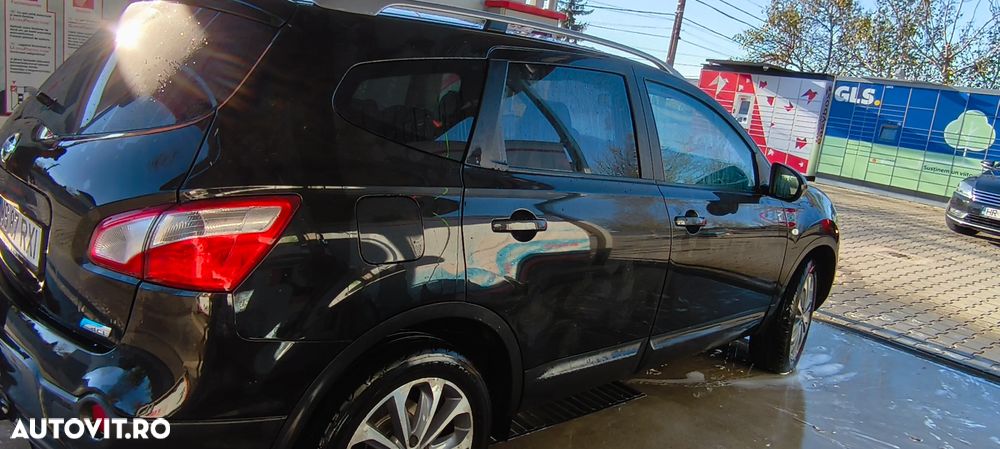 Nissan Qashqai+2 - 13