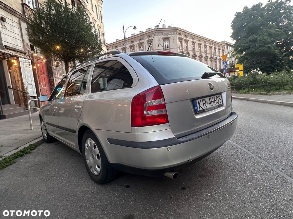 Skoda Octavia 2006 photo 3