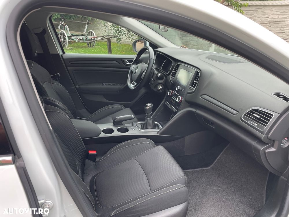 Renault Megane - 17