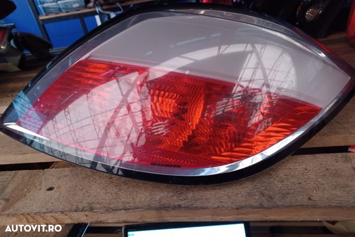 STOP DREAPTA Opel Astra H [2004 - 2007] Hatchback - 3