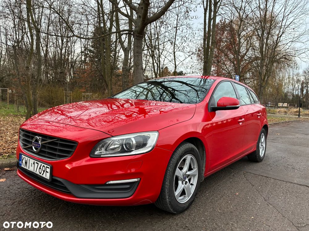 Volvo V60 D4 Drive-E Kinetic - 1