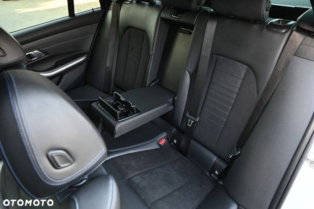 BMW Seria 3 - 27
